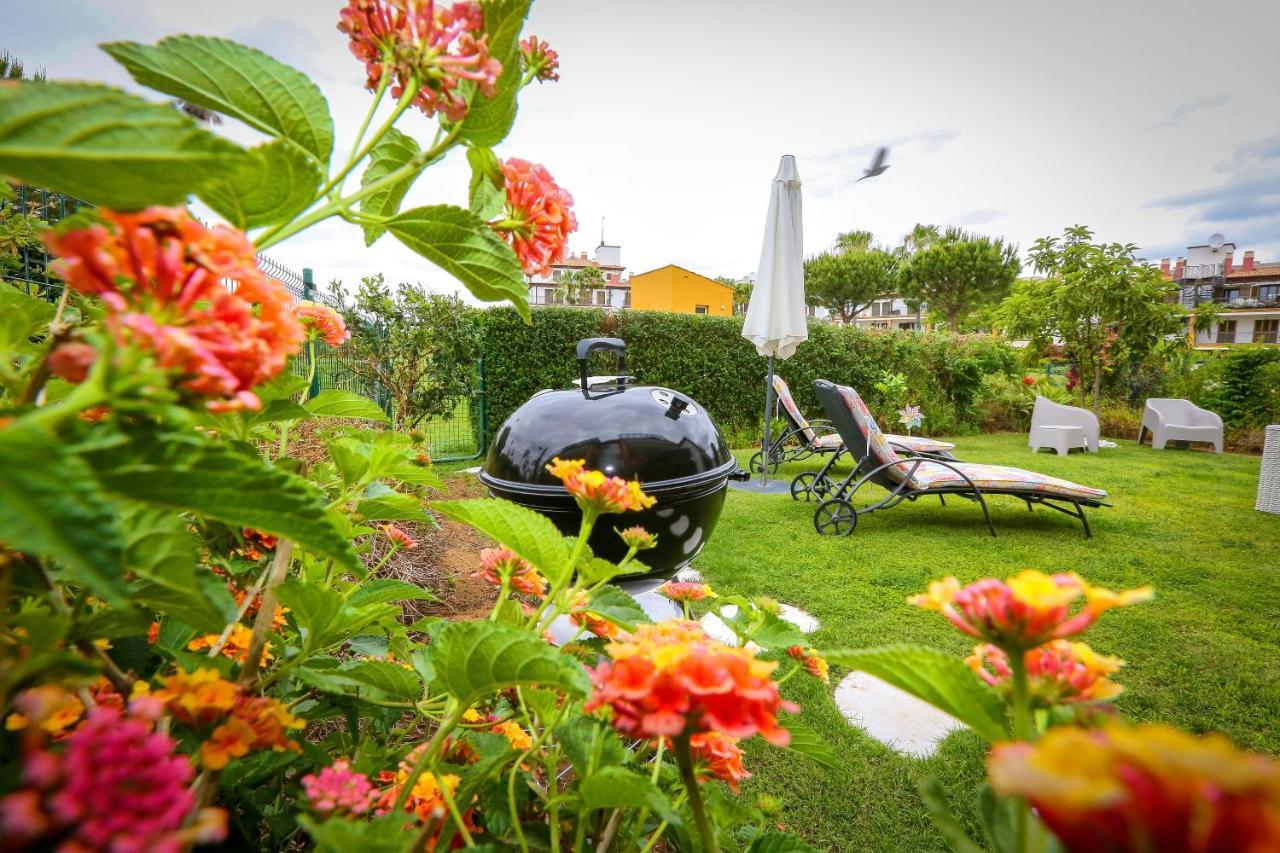 Pura Villa- Buganvillas